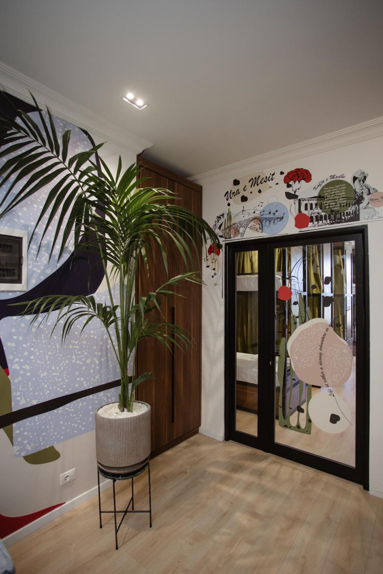 Corner Hostel Shkodër Dış mekan fotoğraf