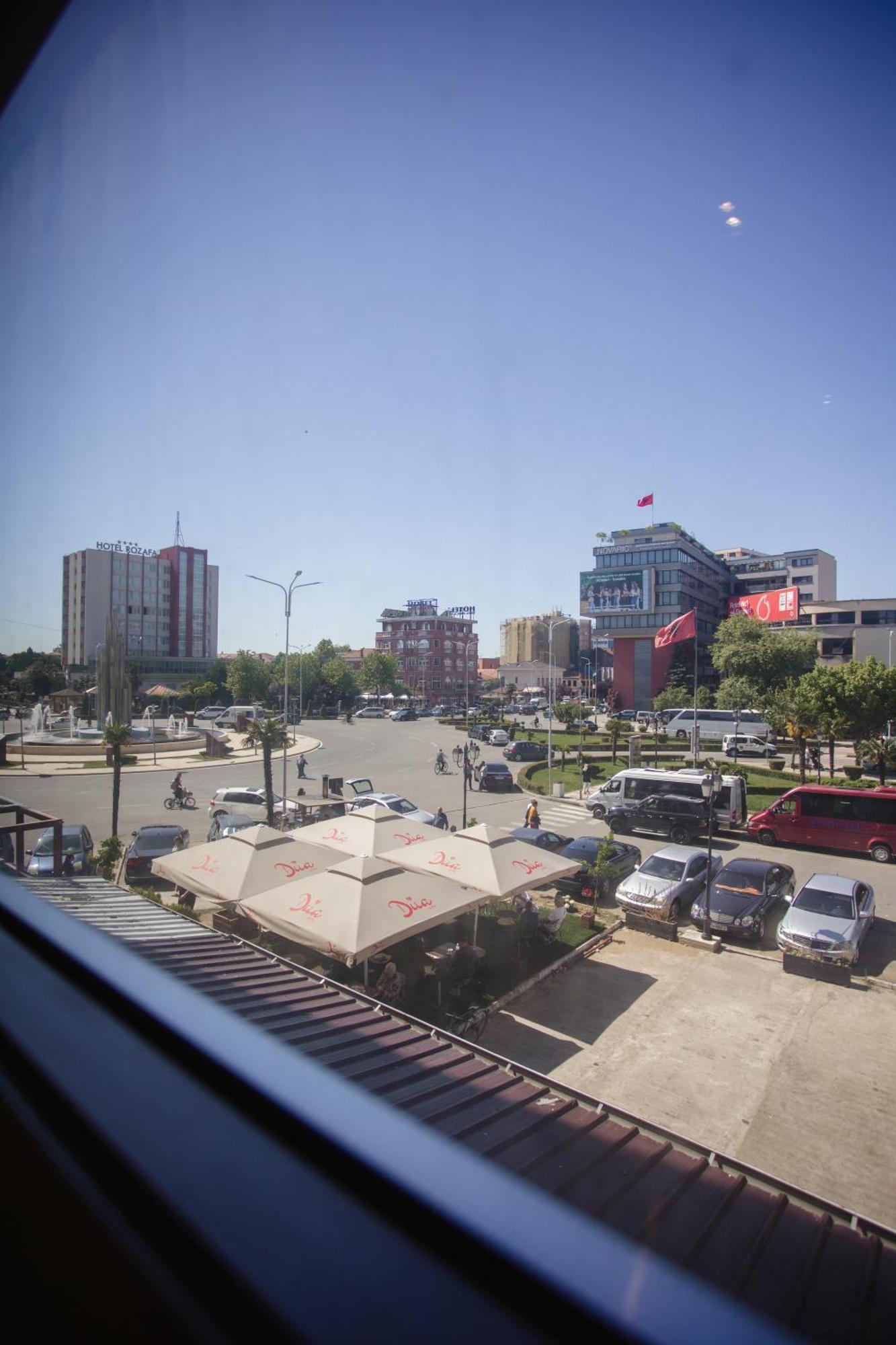 Corner Hostel Shkodër Dış mekan fotoğraf